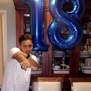 Meet your Posher, Juan